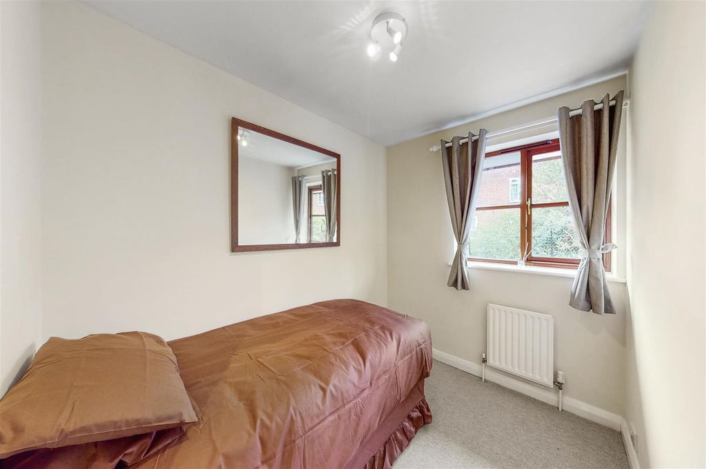 Property photo 3 of 13