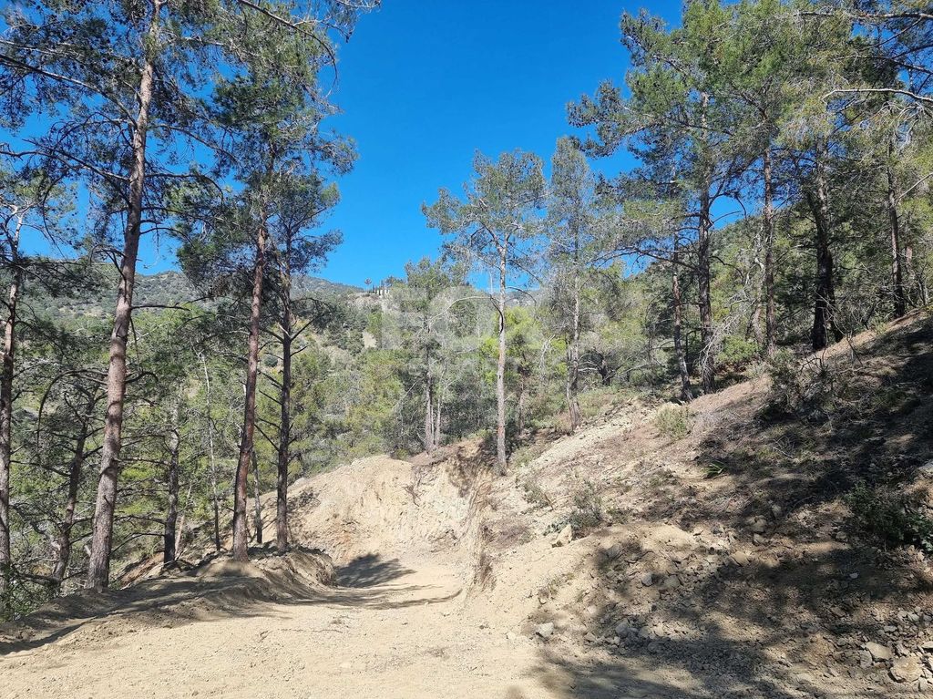 Property photo 1 of 30 Moniatis Land For Sale | Luxury Estate, Villas &amp; Wellnes