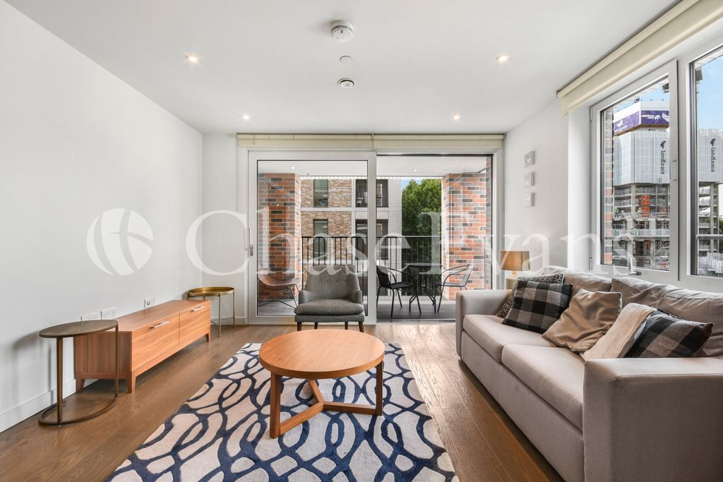 Property photo 1 of 12 Living