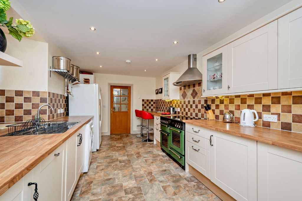 Property photo 3 of 44 No 1 Mill Keepers