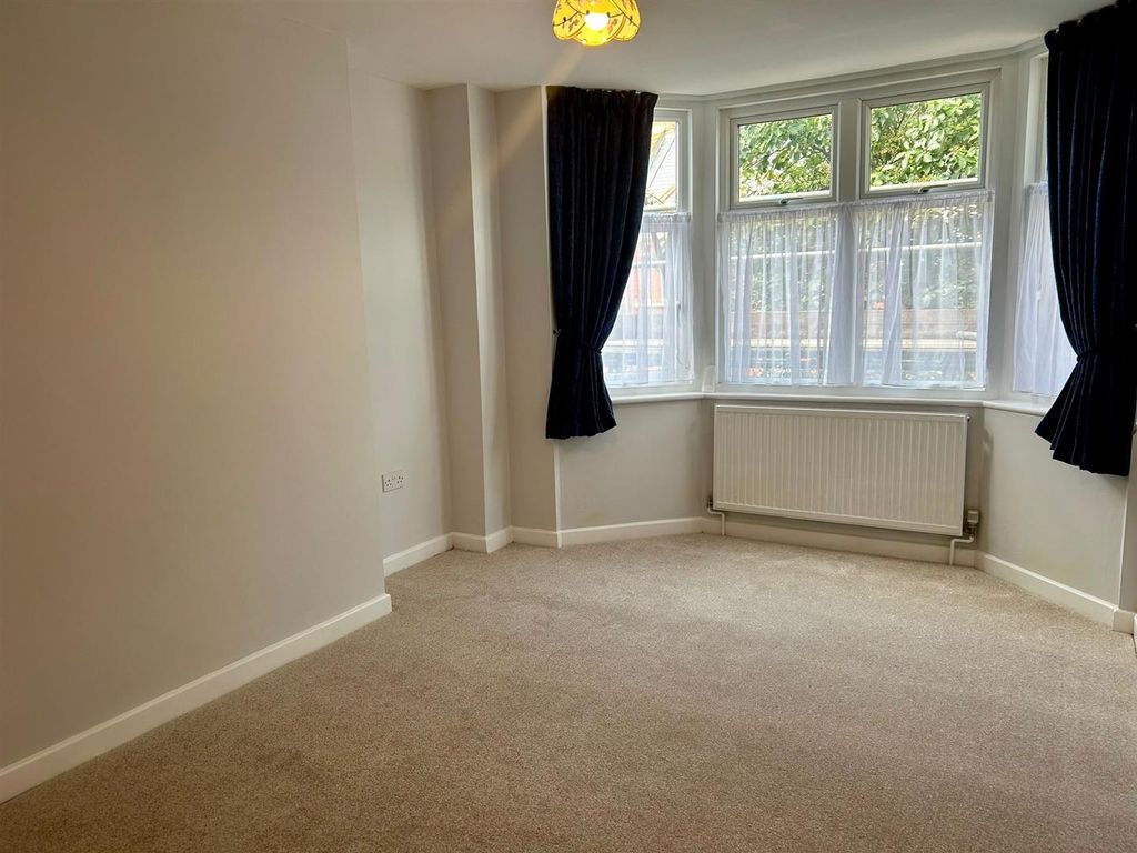 Property photo 2 of 16 Bedrom 1