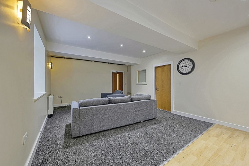 Additional image 8 of 2 bed flat for saleMeltham Road, Honley, Holmfirth HD9