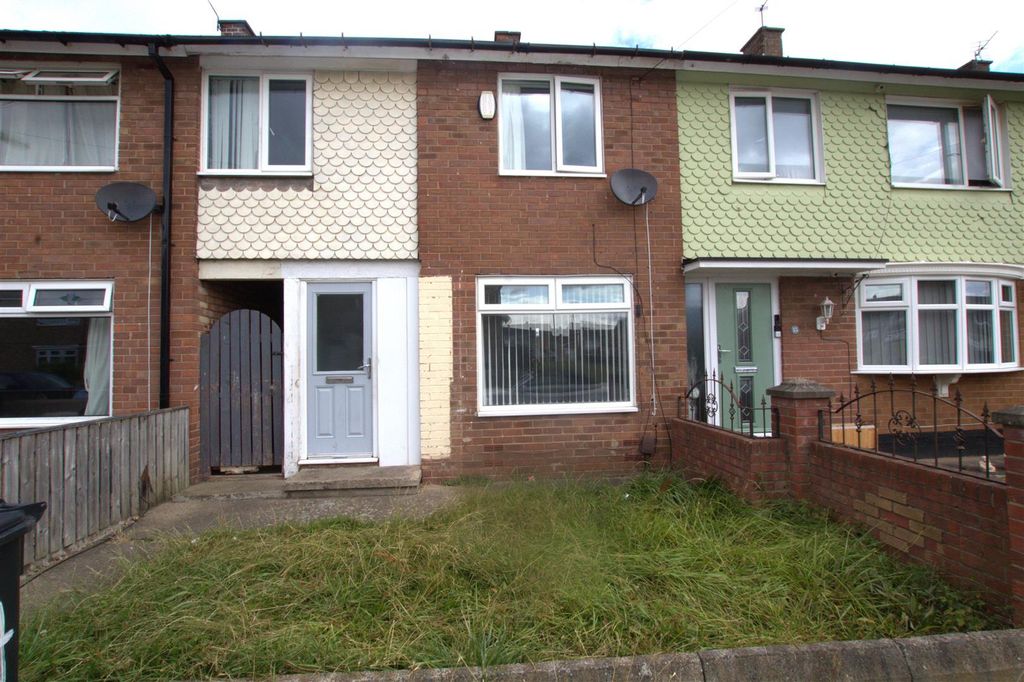 Property photo 1 of 8 External.Jpg