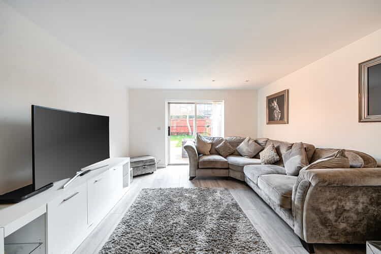 Property photo 2 of 20