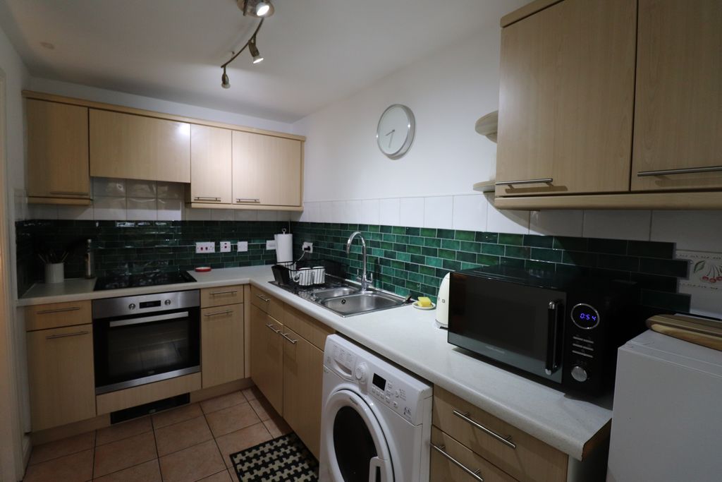 Property photo 2 of 9