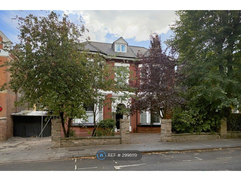 Property photo 1 of 3