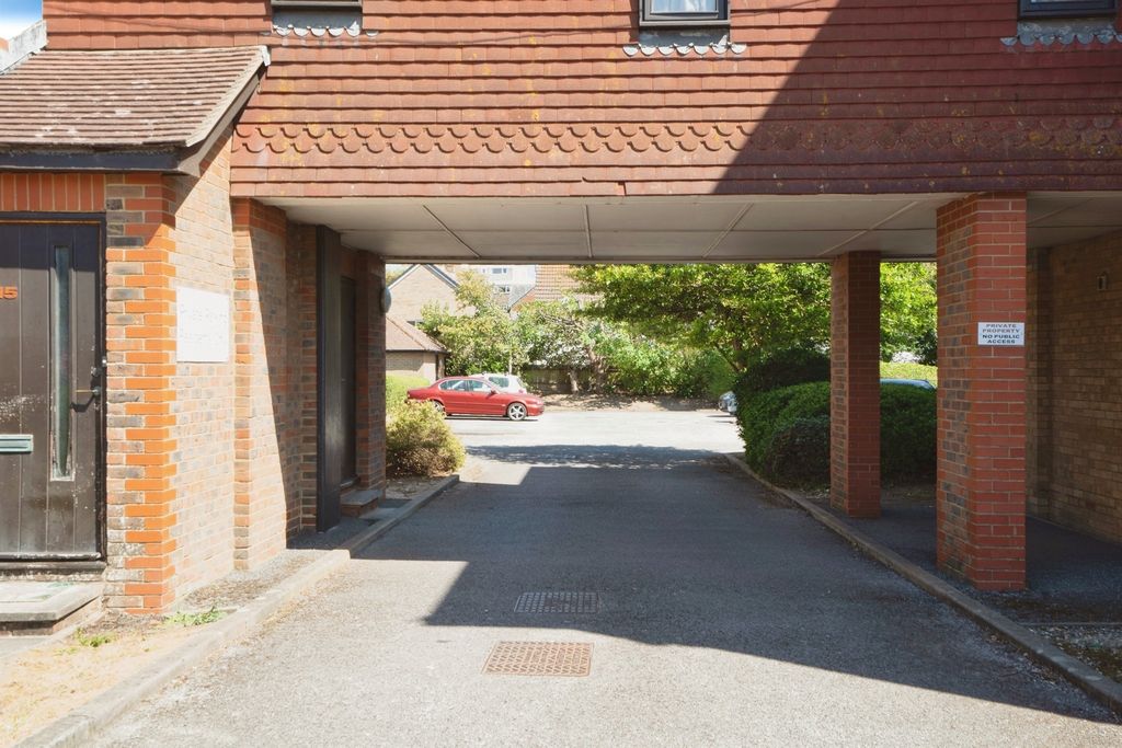 Property photo 3 of 3