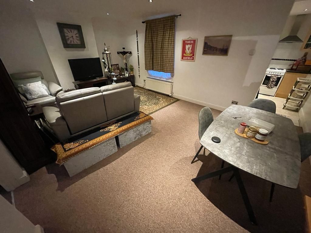 Property photo 3 of 8 Image
