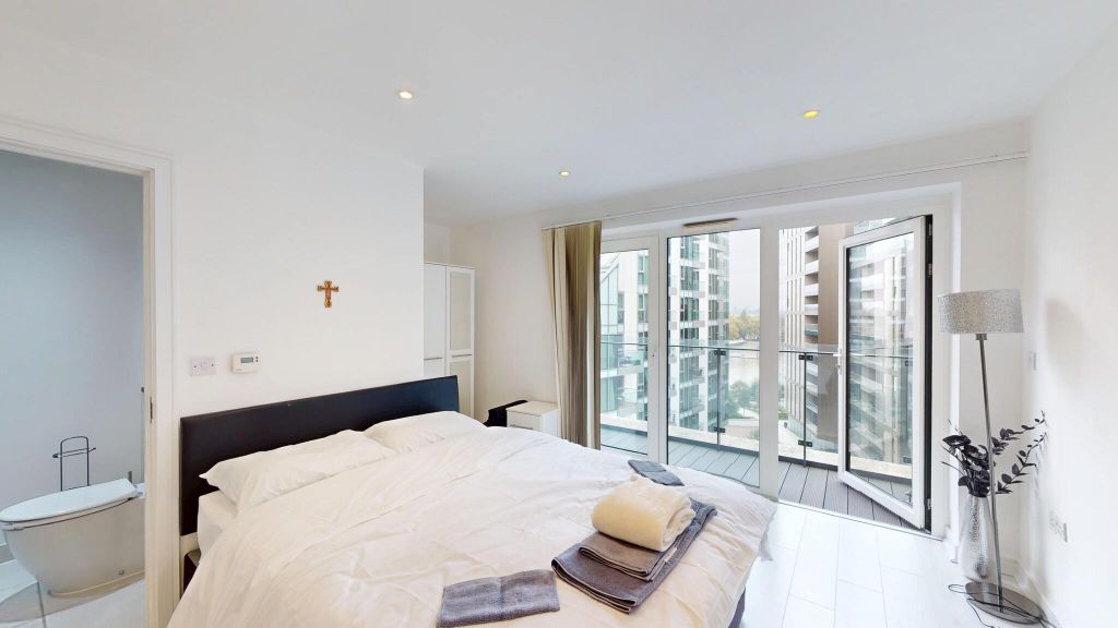 Property photo 3 of 26 Bedroom