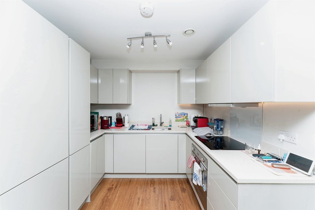 Property photo 2 of 11