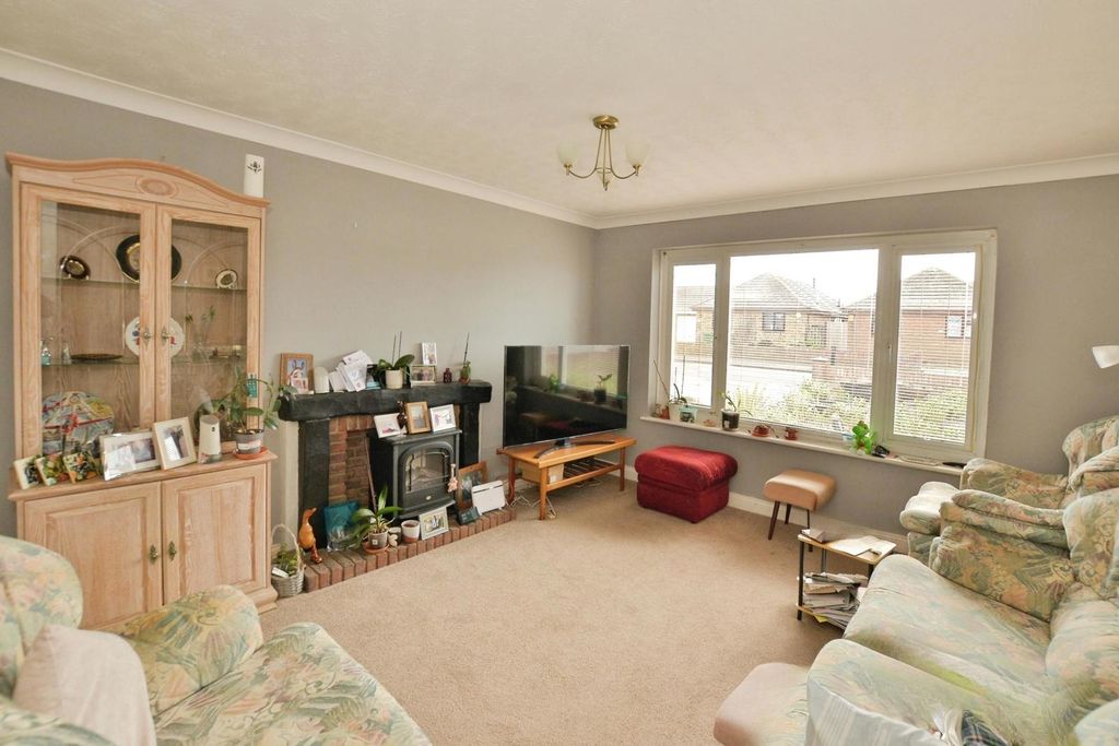 Property photo 2 of 11 Pbox-Img.Jpg