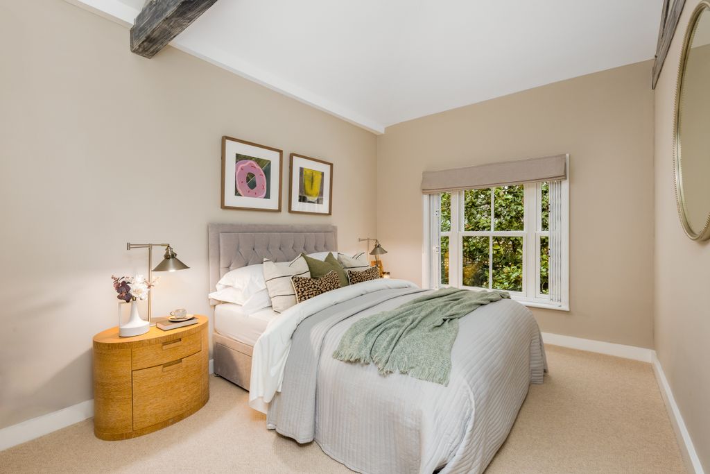 Additional image 11 of 8 bed mews to rentCheyne Walk, London SW3