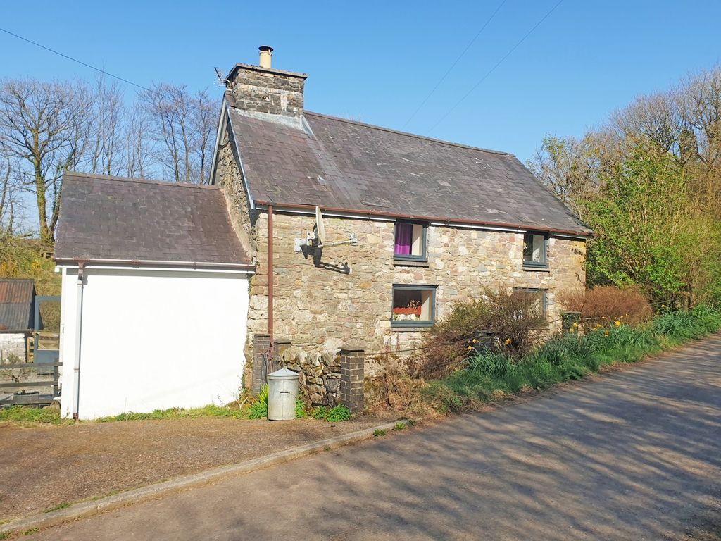 Property photo 1 of 18