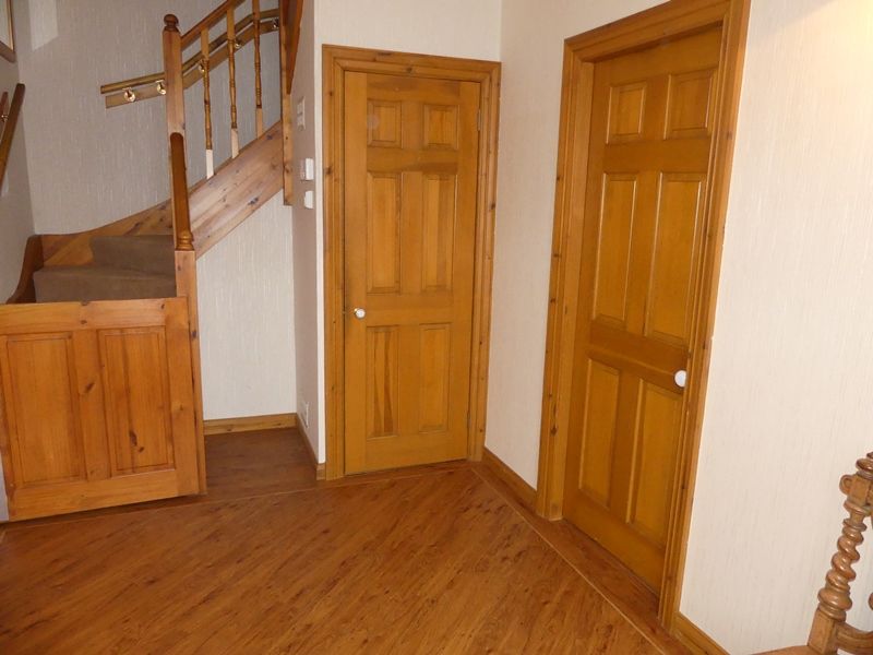 Property photo 2 of 25