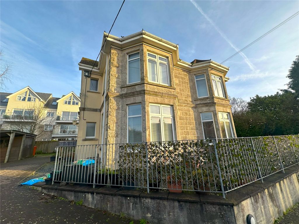 Property photo 1 of 16 Picture No. 03