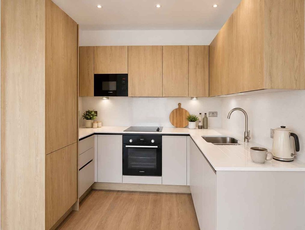 Property photo 3 of 7 Kitchen
