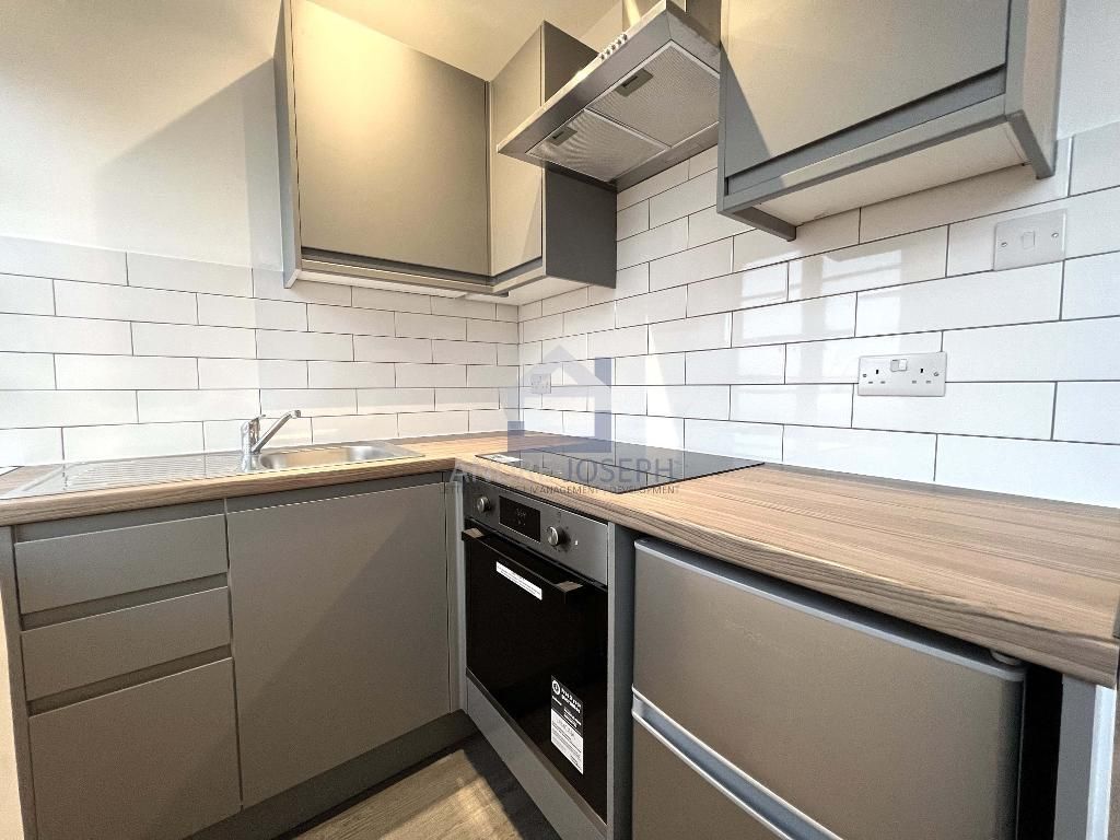 Property photo 2 of 7 Photo 2