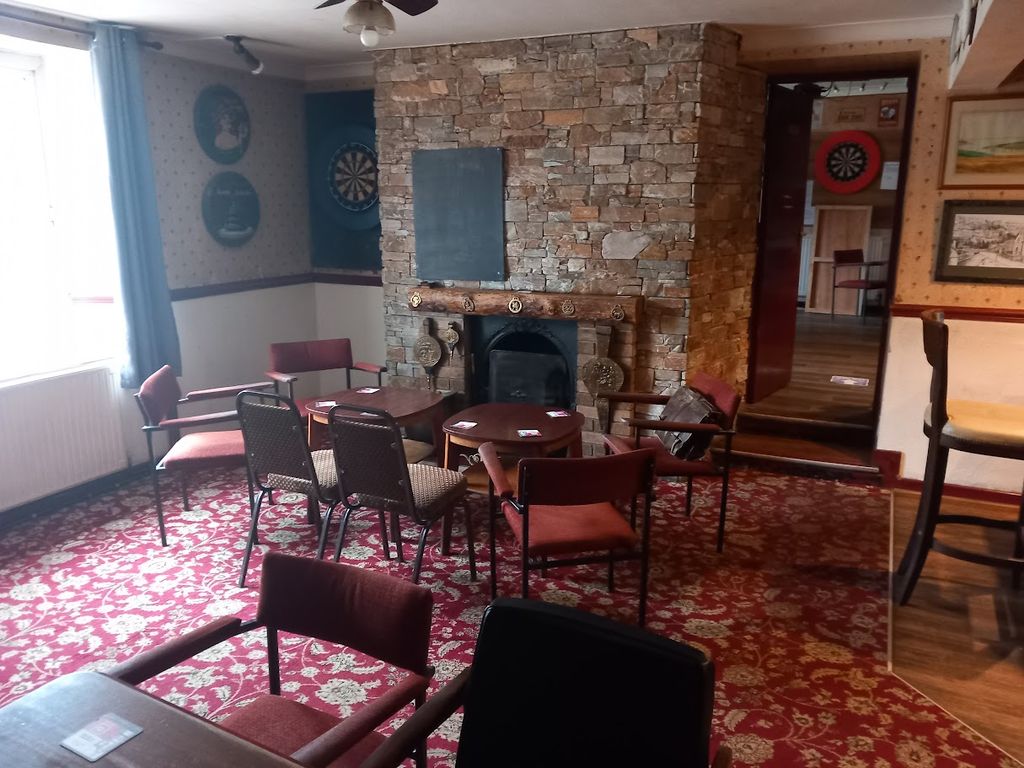 Property photo 3 of 6