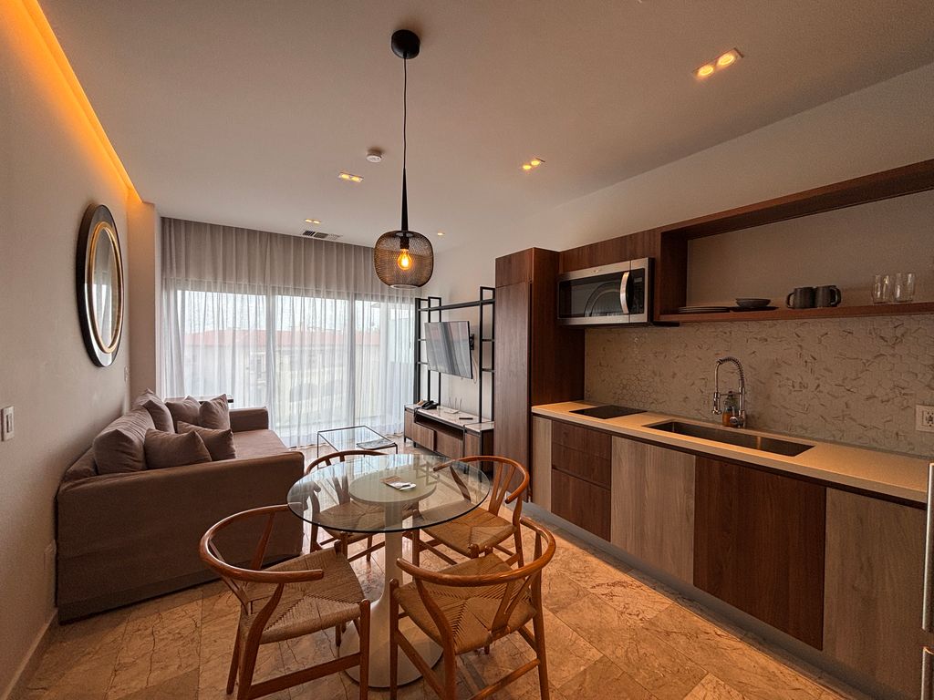 Property photo 3 of 41