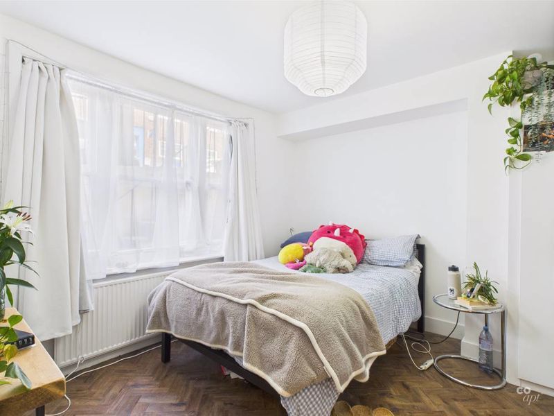 Property photo 1 of 5 Photo 5