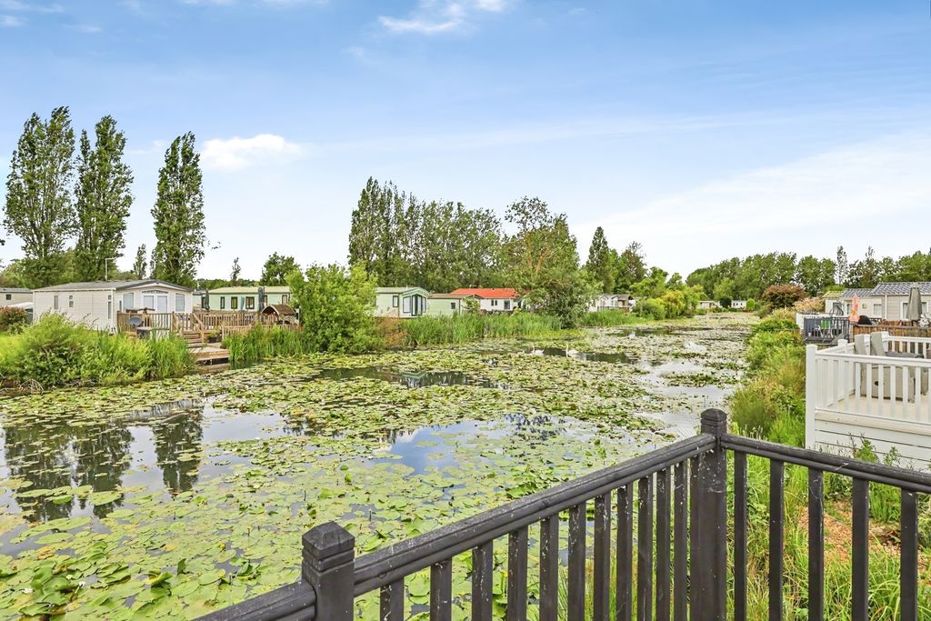Property photo 1 of 20 Pbox-Img.Jpg