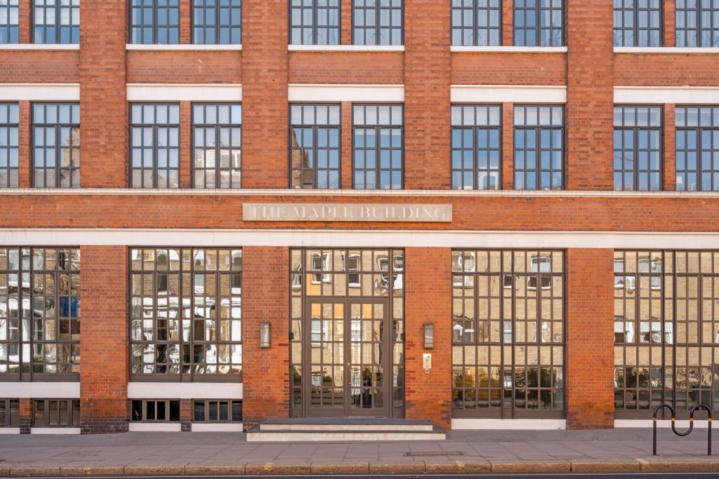 Property photo 1 of 8