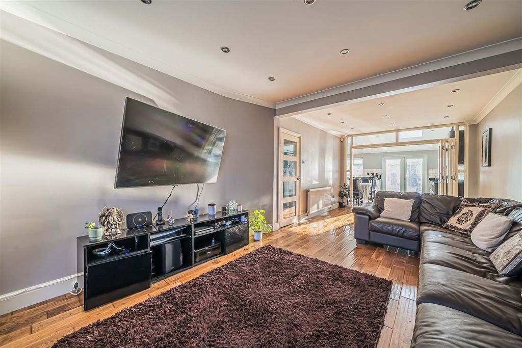 Property photo 3 of 28 Dsc06800.Jpeg