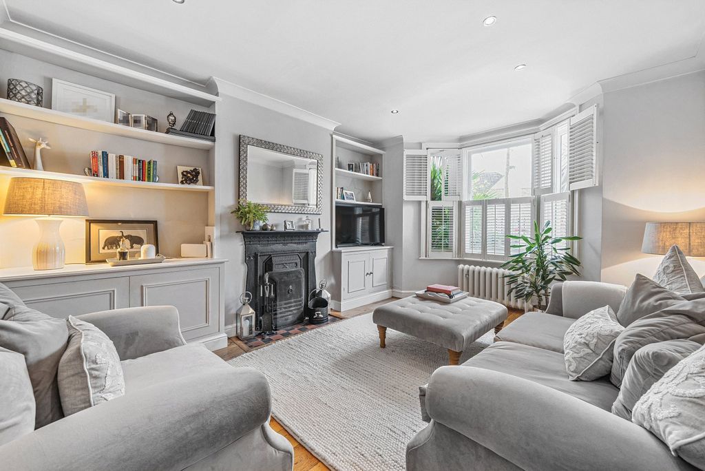 Property photo 2 of 16 Picture No. 30