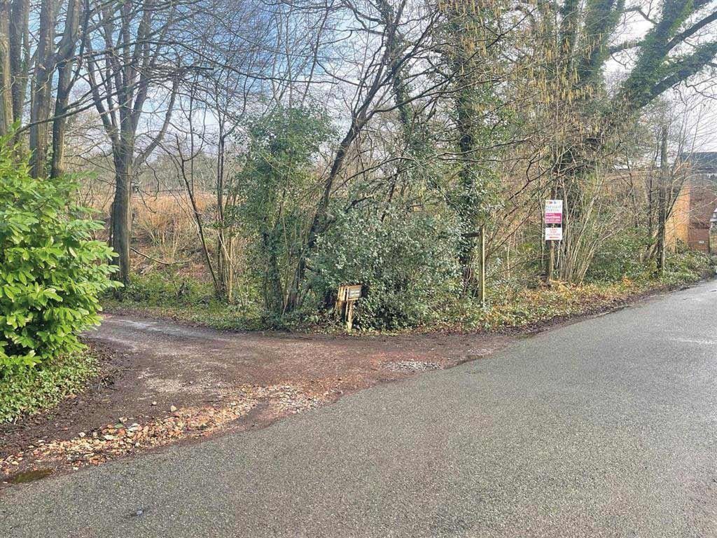 Property photo 2 of 6