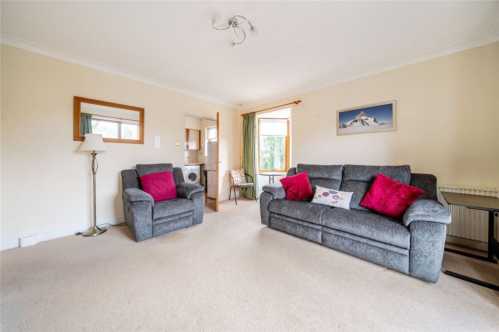 Property photo 3 of 15 Picture No. 11