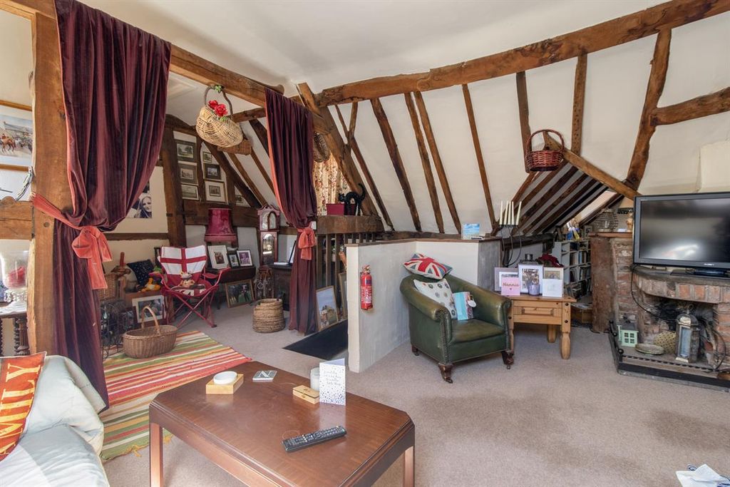 Property photo 3 of 13 Photo 3
