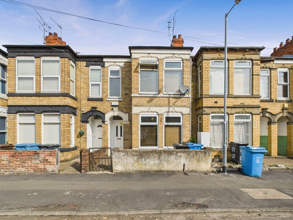 Property photo 1 of 12 3347001
