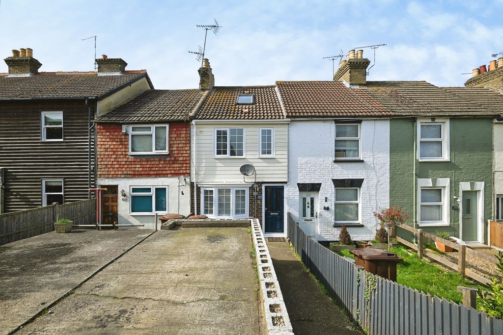 Property photo 3 of 20 Front