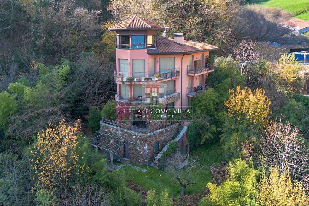 Property photo 1 of 50