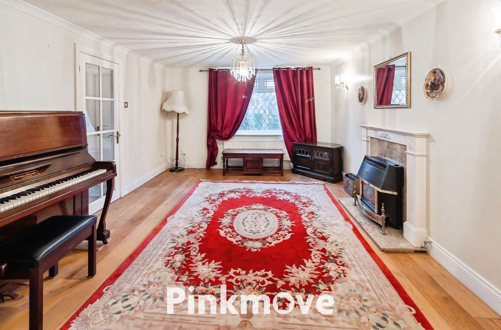 Property photo 1 of 24