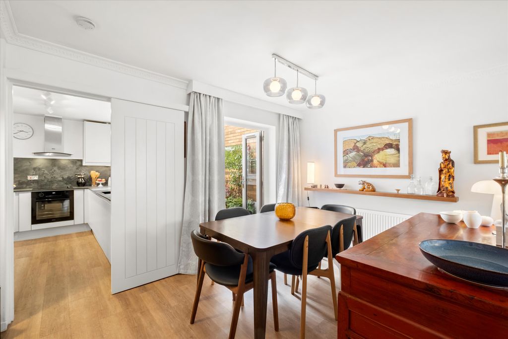 Property photo 3 of 14 Image