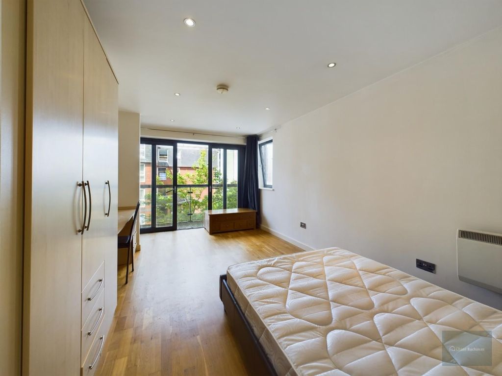 Property photo 3 of 8 Living Room 2.Jpg