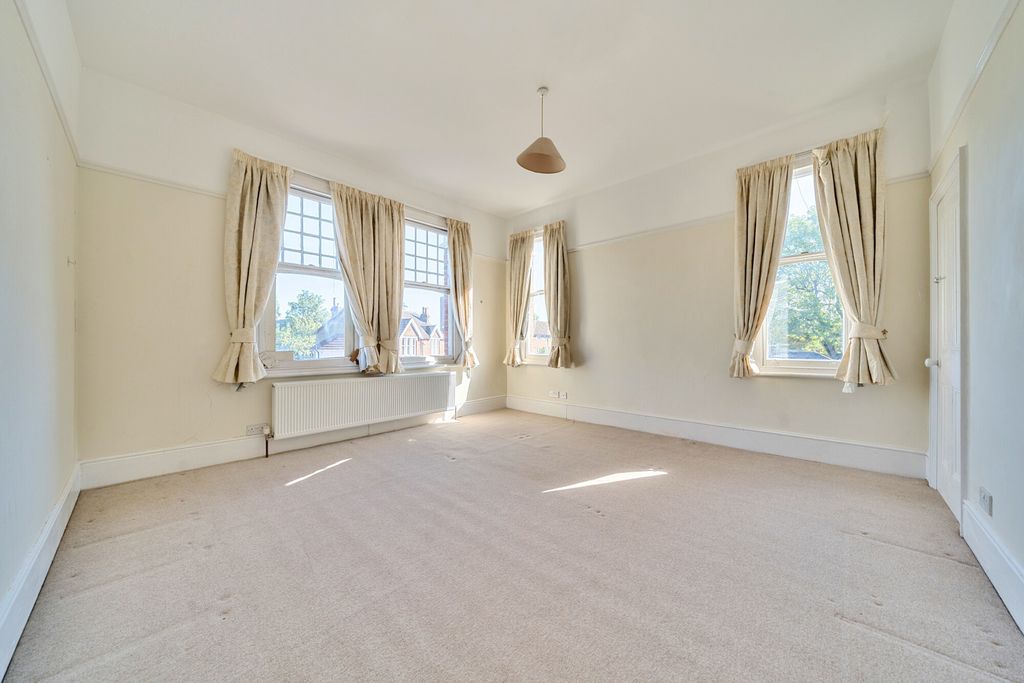 Property photo 3 of 26 1346425-18-68Bac4...