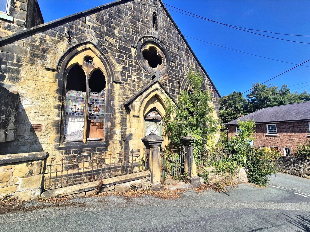 Property photo 3 of 8 Chapel