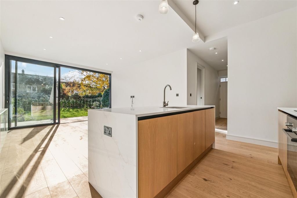 Property photo 3 of 15 Barrowgate Road, W4 - For Sale