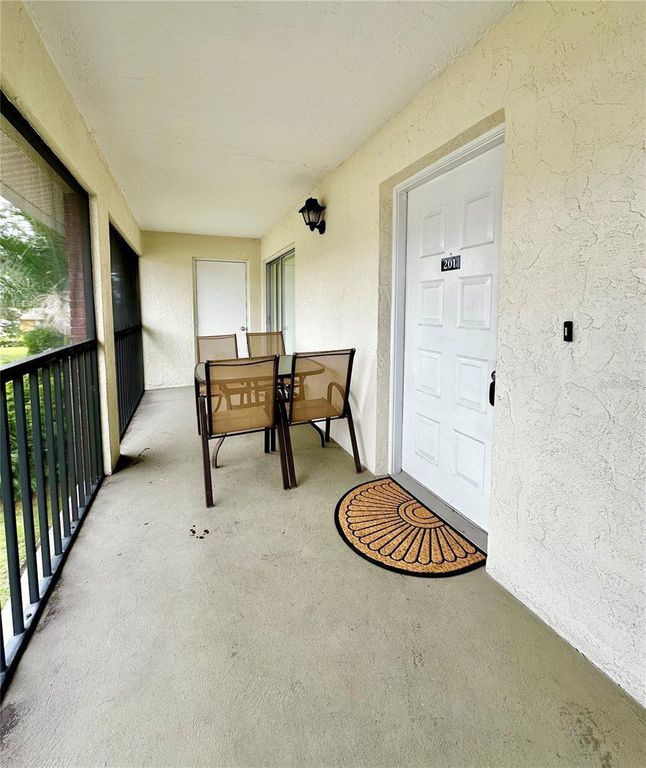 Property photo 3 of 19 <Alttext/>