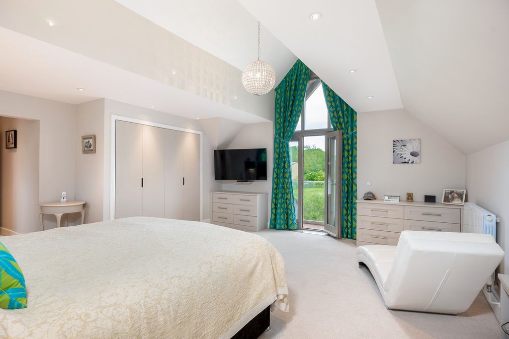 Additional image 16 of 6 bed equestrian for saleFosse Way, Ettington, Stratford-Upon-Avon Warwickshire CV37