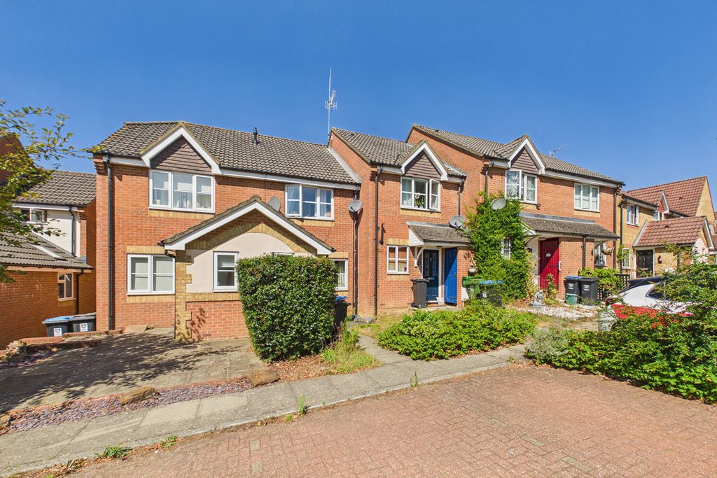 Property photo 1 of 12