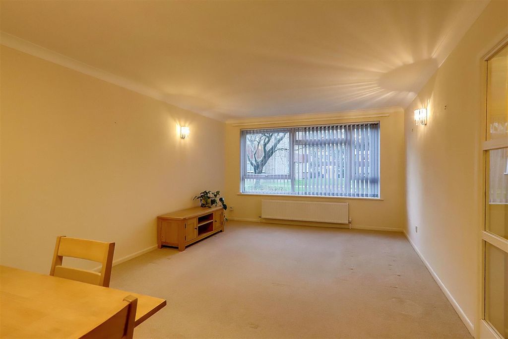 Property photo 2 of 11 Img_0341-Img_0343.Jpg
