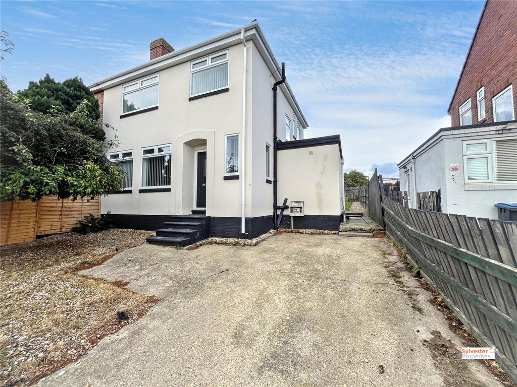 Property photo 2 of 18 Picture No. 48