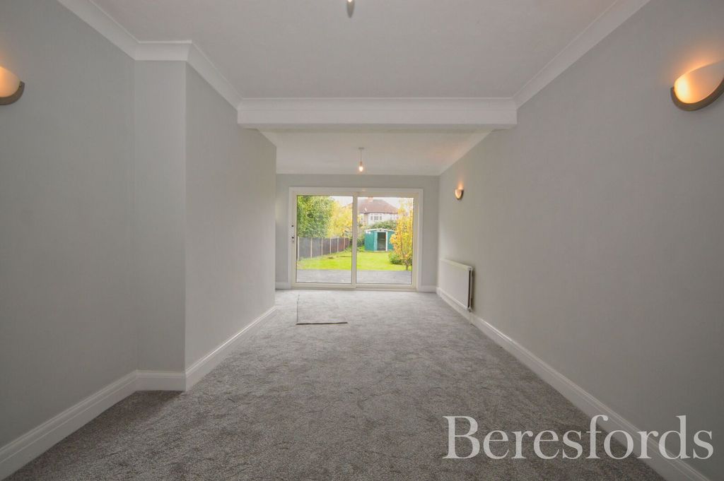 Property photo 3 of 15 Picture No. 03