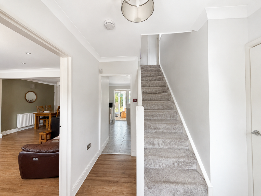 Property photo 2 of 30