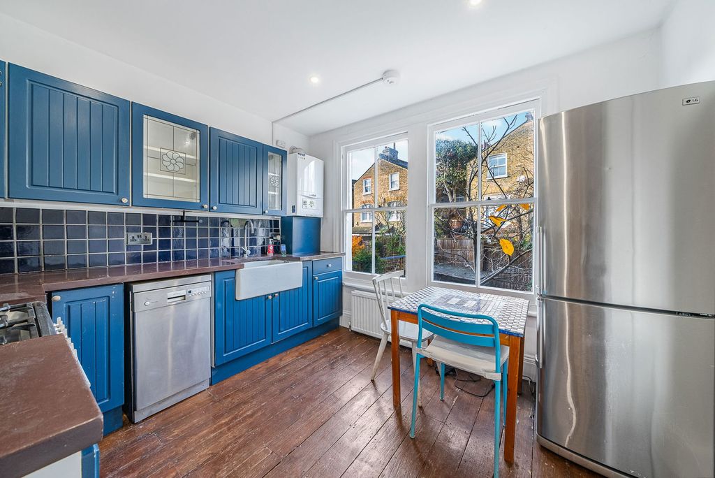 Property photo 3 of 15