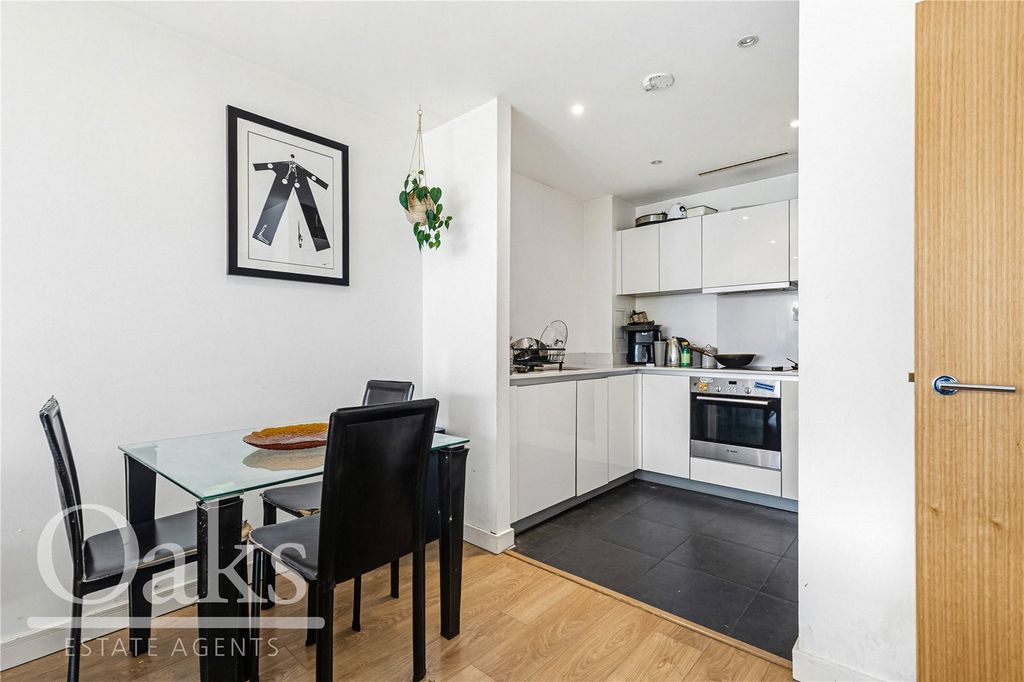 Property photo 2 of 8 Picture No. 03