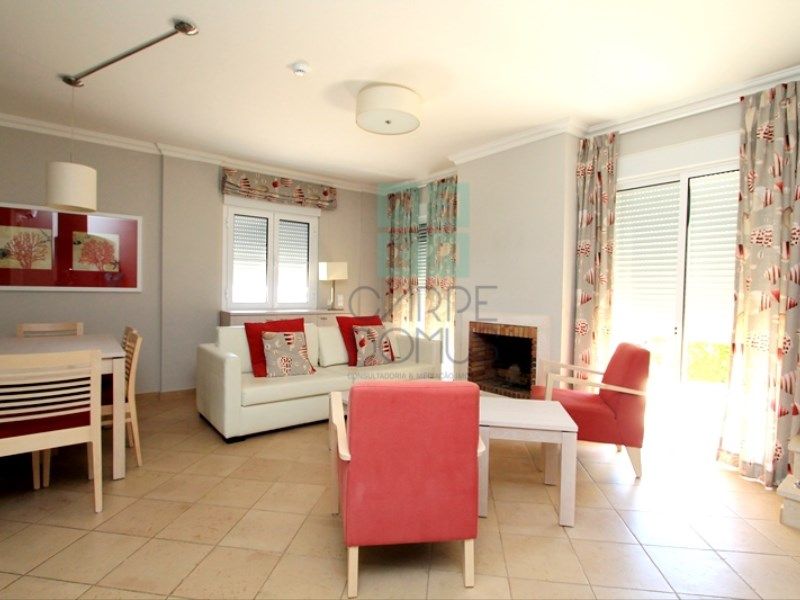 Property photo 3 of 44